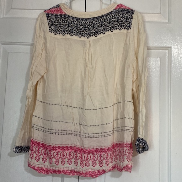 Blouse - Picture 2 of 3